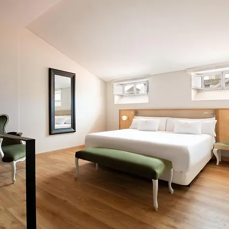 Seises Sevilla, A Tribute Portfolio 4*