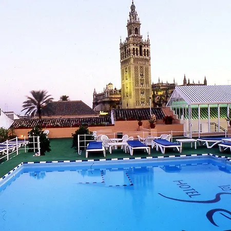Seises Sevilla, A Tribute Portfolio Hotel Sevilla